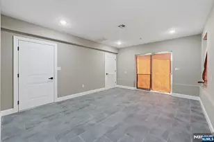 438 10th St, Newark, NJ 07103 - Photo 21