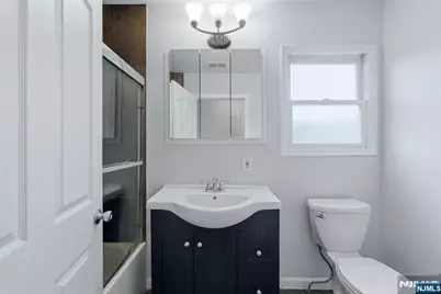 410 Lafayette Avenue 2 #2, Cliffside Park, NJ 07010 - Photo 13
