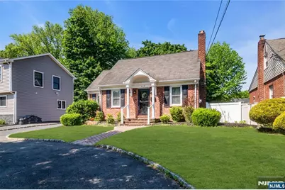 40 Merritt Avenue, Dumont, NJ 07628 - Photo 3