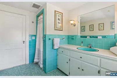 29 Fairlawn Street, Ho Ho Kus, NJ 07423 - Photo 27