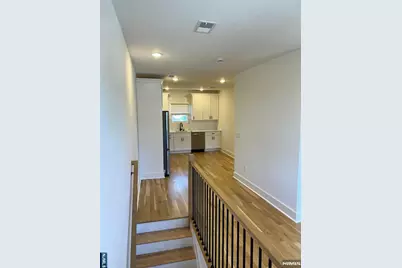 749 Florence Place 2 #2, Cliffside Park, NJ 07010 - Photo 3