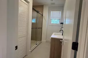 749 Florence Pl 2, Cliffside Park, NJ 07010 - Photo 13