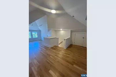 749 Florence Place 2 #2, Cliffside Park, NJ 07010 - Photo 23