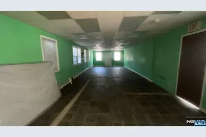 318-320 Cortlandt Street, Belleville, NJ 07109 - Photo 21