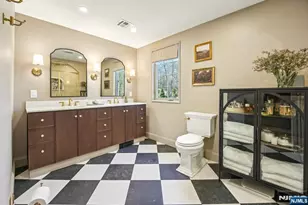 217 Osage Ln, Franklin Lakes, NJ 07417 - Photo 33
