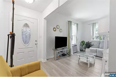 411 15th Avenue, Paterson, NJ 07504 - Photo 3