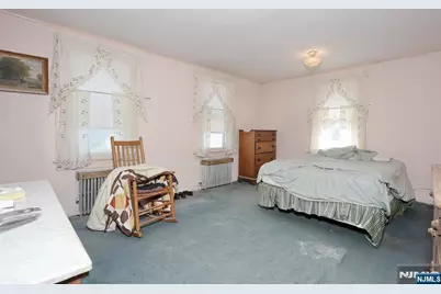 105 Sherwood Avenue, Mahwah, NJ 07430 - Photo 13