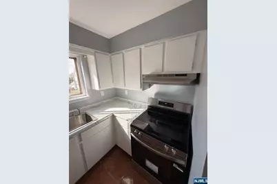 187 Brighton Avenue C4 #C4, Belleville, NJ 07109 - Photo 15