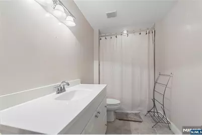 1116 Hyde Park Court, Mahwah, NJ 07430 - Photo 17
