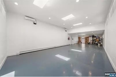 1095 Palisade Avenue, Fort Lee, NJ 07024 - Photo 27