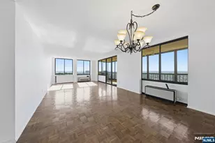 200 Winston Dr 2120, Cliffside Park, NJ 07010 - Photo 19