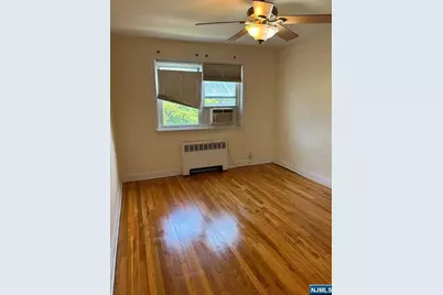 1481 Terrace 5 #5, Teaneck Township, NJ 07666 - Photo 11