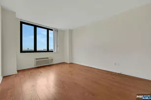 100 Carlyle 5L-N, Cliffside Park, NJ 07010 - Photo 19