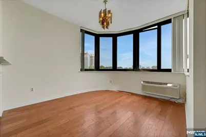 100 Carlyle 5L-N #5L-N, Cliffside Park, NJ 07010 - Photo 7