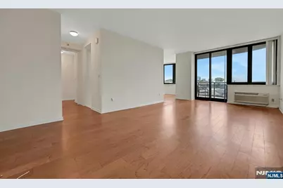100 Carlyle 5L-N #5L-N, Cliffside Park, NJ 07010 - Photo 5