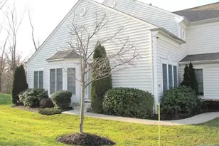 85 Buckthorn, Paramus, NJ 07652 - Photo 1