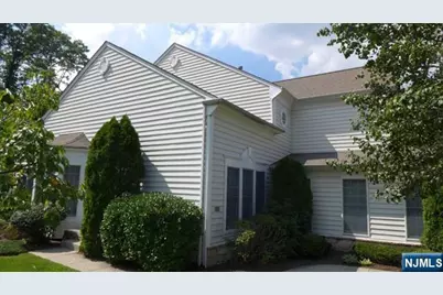 85 Buckthorn, Paramus, NJ 07652 - Photo 21