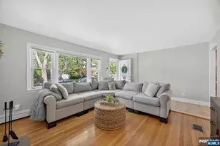 245 11th St, Kenilworth, NJ 07033 - Photo 3