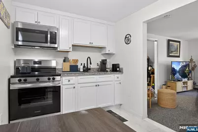 245 11th Street, Kenilworth, NJ 07033 - Photo 19