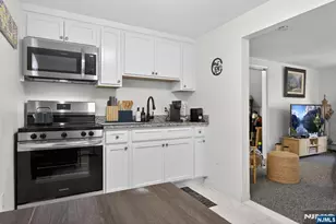 245 11th St, Kenilworth, NJ 07033 - Photo 19