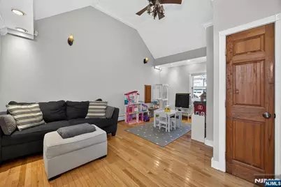 245 11th Street, Kenilworth, NJ 07033 - Photo 7