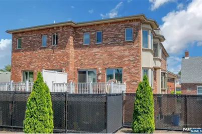 4 8th Street A #A, Fairview, NJ 07022 - Photo 35