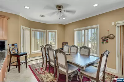 4 8th Street A #A, Fairview, NJ 07022 - Photo 17
