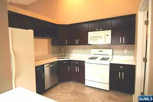 170 Linden Street 170, Mahwah, NJ 07430 - Photo 5