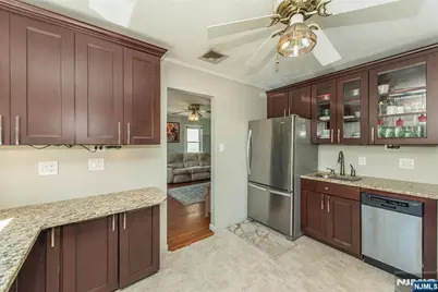 776 Lake Shore Drive, Parsippany, NJ 07054 - Photo 7