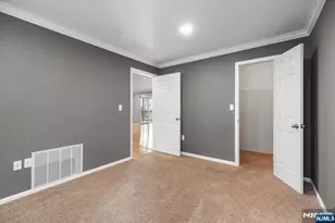 37 Amethyst Ln 251, Paterson, NJ 07501 - Photo 15