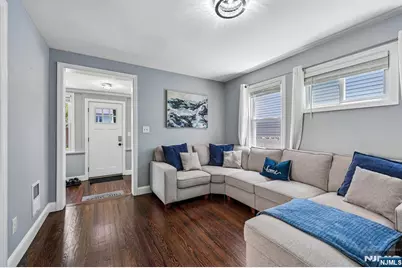 377 Parker Avenue, Hackensack, NJ 07601 - Photo 7