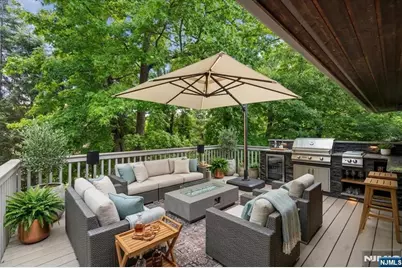 130 Van Nostrand Avenue, Englewood Cliffs, NJ 07632 - Photo 37