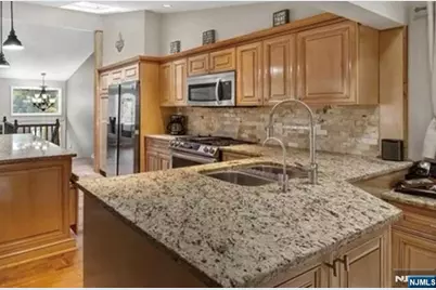 442 Wildwood Road, Northvale, NJ 07647 - Photo 13