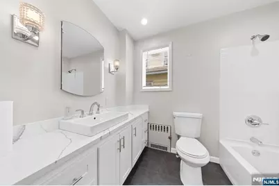 271 Travers Place, Lyndhurst Township, NJ 07071 - Photo 17