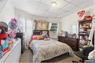 604 Van Houten Avenue, Clifton, NJ 07013 - Photo 23