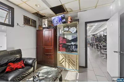 604 Van Houten Avenue, Clifton, NJ 07013 - Photo 15