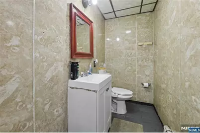 604 Van Houten Avenue, Clifton, NJ 07013 - Photo 17