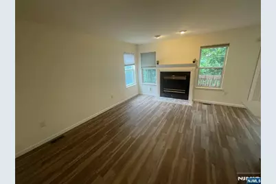 67 Gannet Court, Wayne, NJ 07470 - Photo 11