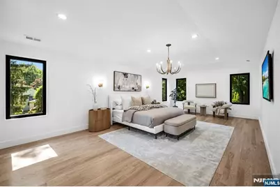 408 Terhune Avenue, Paramus, NJ 07652 - Photo 29