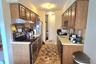560 North Ave I, Fort Lee, NJ 07024 - Photo 9