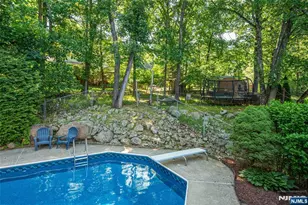 133 Oweno Rd, Mahwah, NJ 07430 - Photo 23