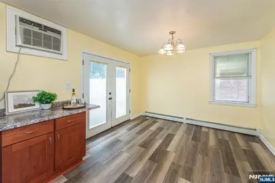 7 Hobart Place, Clifton, NJ 07011 - Photo 5