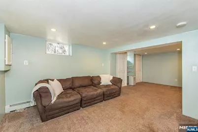7 Hobart Place, Clifton, NJ 07011 - Photo 11