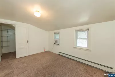 7 Hobart Place, Clifton, NJ 07011 - Photo 9
