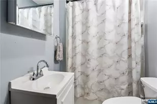 908-910 S 16th St, Newark, NJ 07108 - Photo 15