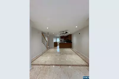 264 Midland Avenue 32 #32, Saddle Brook Township, NJ 07663 - Photo 3