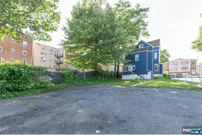158 Clinton Street, East Orange, NJ 07018 - Photo 31