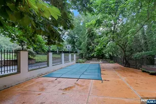285 Arch Rd, Englewood, NJ 07631 - Photo 7