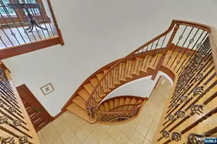 285 Arch Rd, Englewood, NJ 07631 - Photo 9