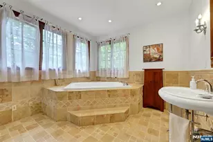 285 Arch Rd, Englewood, NJ 07631 - Photo 25